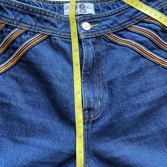 Free People Flared Jeans. Vintage Look. - Picture 4 of 9